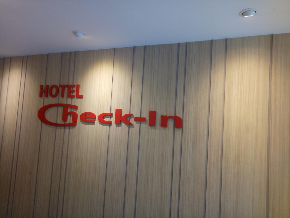 Hotel Check-In Kuala Lumpur Zewnętrze zdjęcie